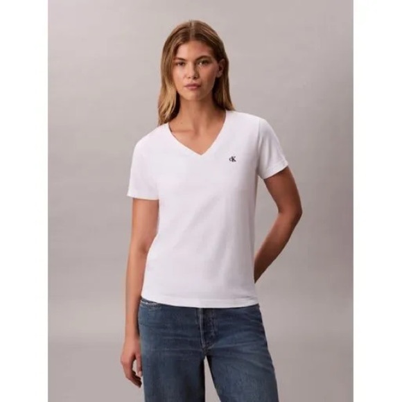 Calvin Klein Women's Classic White Tee - Picture 1 of 4